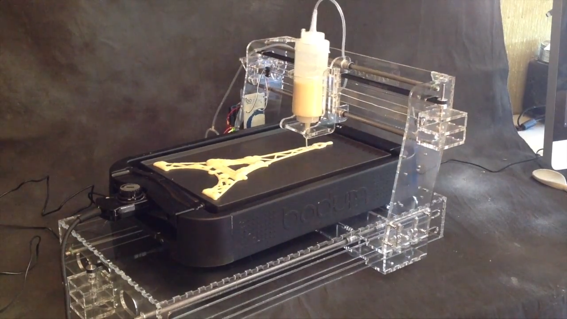 3D打印機(jī)現(xiàn)場(chǎng)完美解決40軍實(shí)戰(zhàn)演練裝備障礙
3d打印模型,3d打印材料,3d打印是什么,3d打印筆,3d打印心臟,3d打印軟件